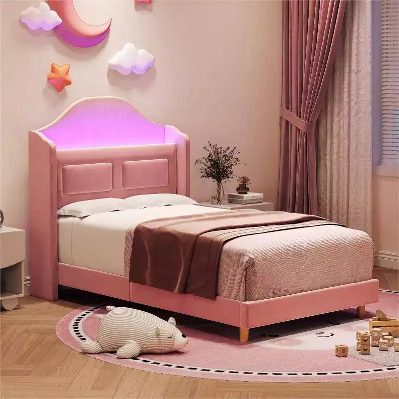 Lit plateforme double en métal avec revêtement en velours, tête de lit à oreilles et lumières LED