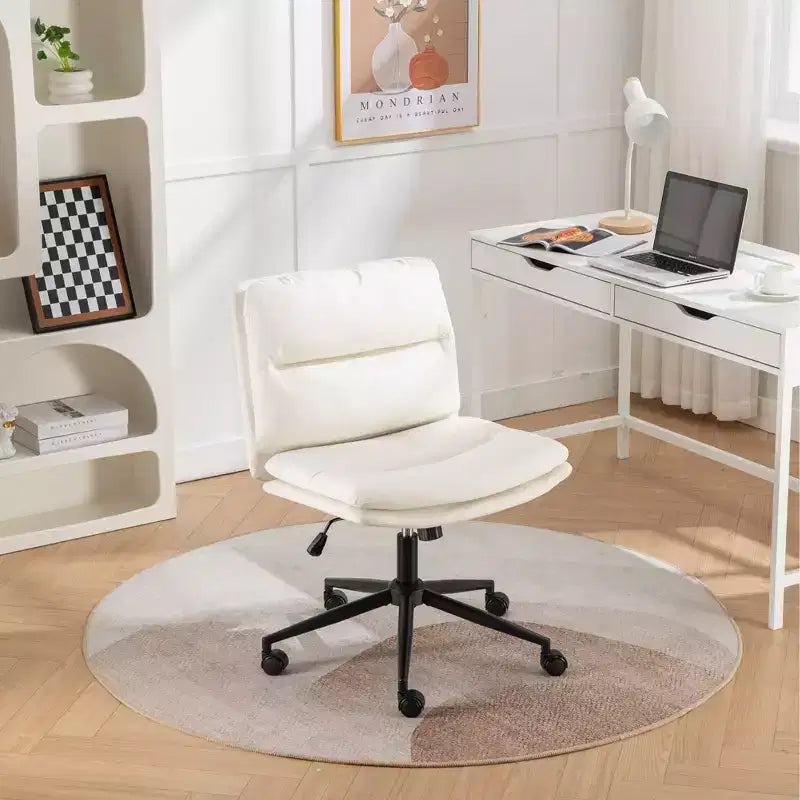 Chaise de bureau pivotante sans accoudoirs en similicuir et cadre en métal avec hauteur réglable