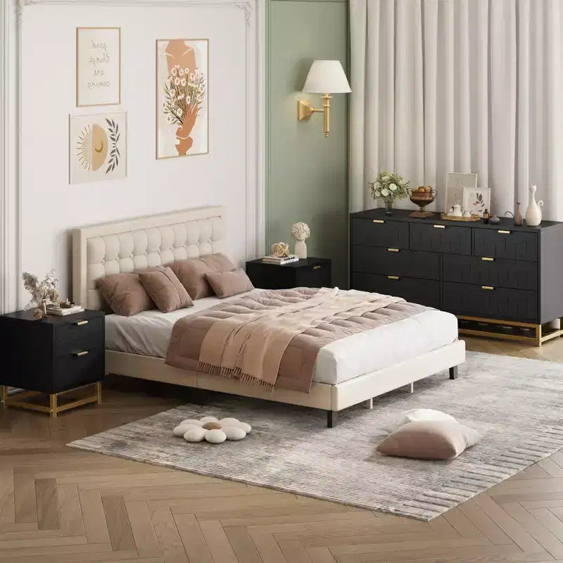 Commode 7 tiroirs en MDF avec poignées et pieds en métal doré 136 cm L