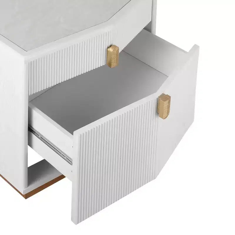 Table de chevet en MDF à 2 tiroirs avec motif à rayures verticales et rails silencieux 55,9 cm L x 61,5 cm H